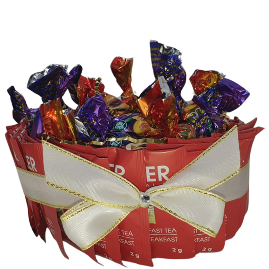 Gift Set: Dried Fruits in Chocolate Glaze Plum and Apricot & Battler English Breakfast Tea, 350g