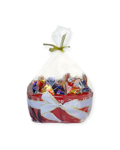 Gift Set: Dried Fruits in Chocolate Glaze Plum and Apricot & Battler English Breakfast Tea, 520g